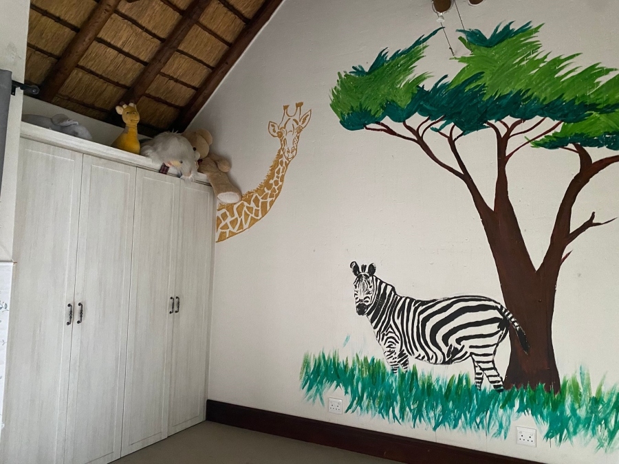 5 Bedroom Property for Sale in Cloudy Creek Free State
